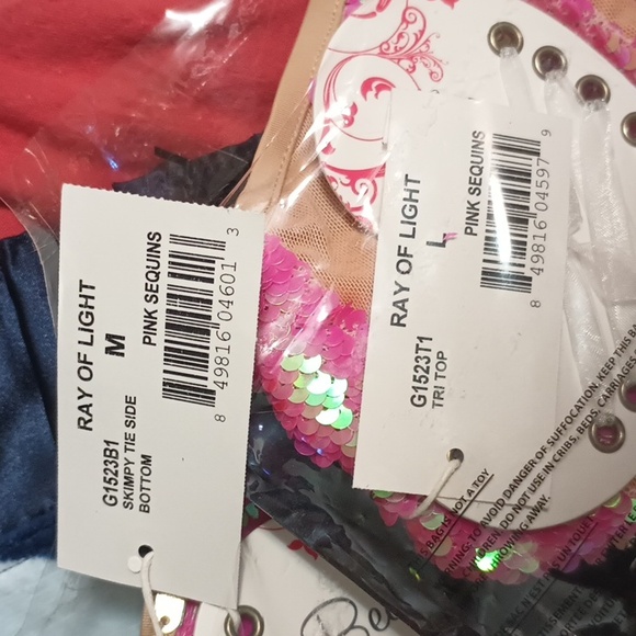 Beach Bunny NWT Ray Of Light LG Top MD Skimpy Bottom - Picture 10 of 12